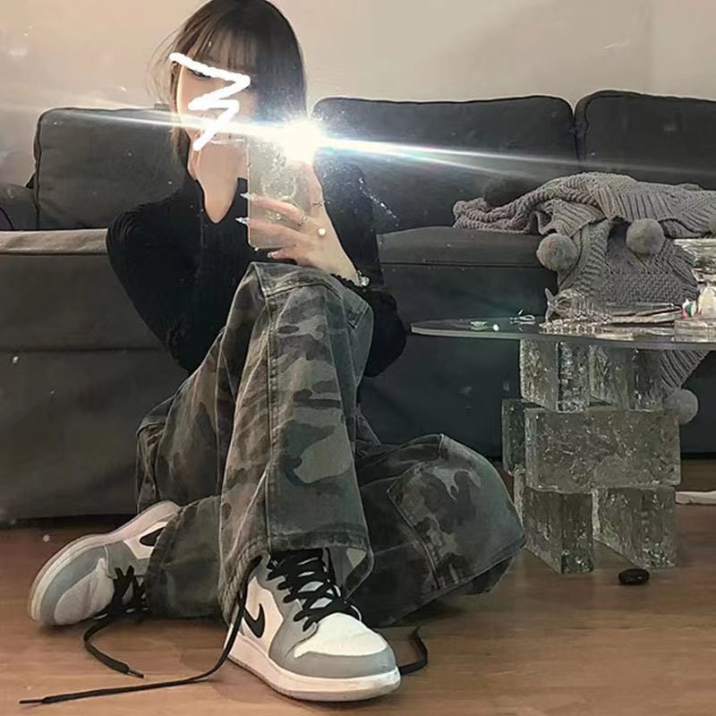 Kvinders afslappede denimjeans med lige ben
