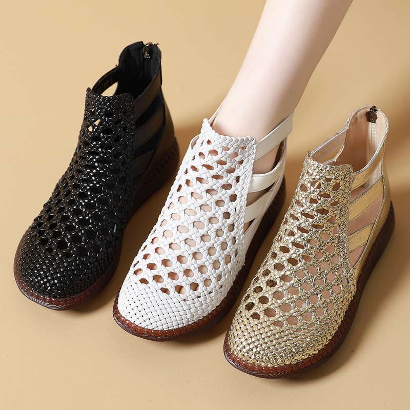 Flat Soft-soled Comfortable Mom Shoes Sandals