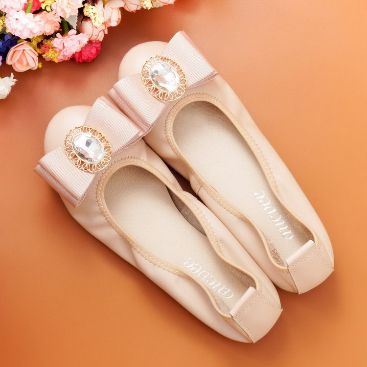 Women's Leather Rhinestone Bow Shallow Roll Shoes
