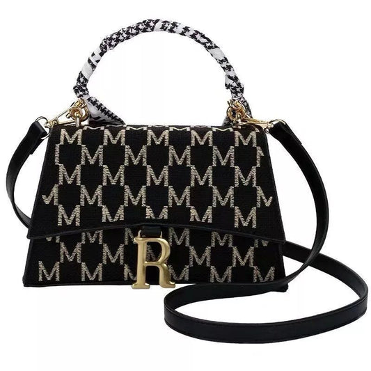 High-grade Portable R Letter Small Square All-match Messenger Bag