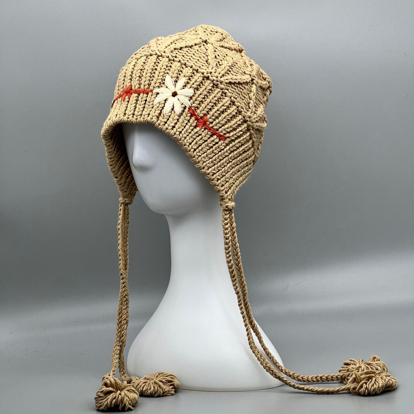 Fashionable Hand Knitted Hat Female Flower