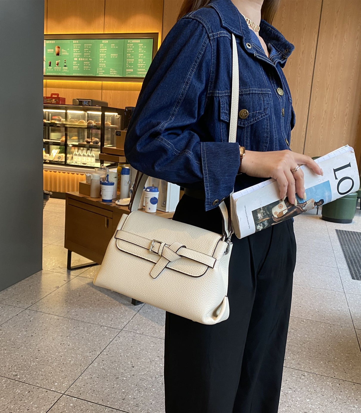 Women's Fashionable And Versatile Simple Crossbody Bag