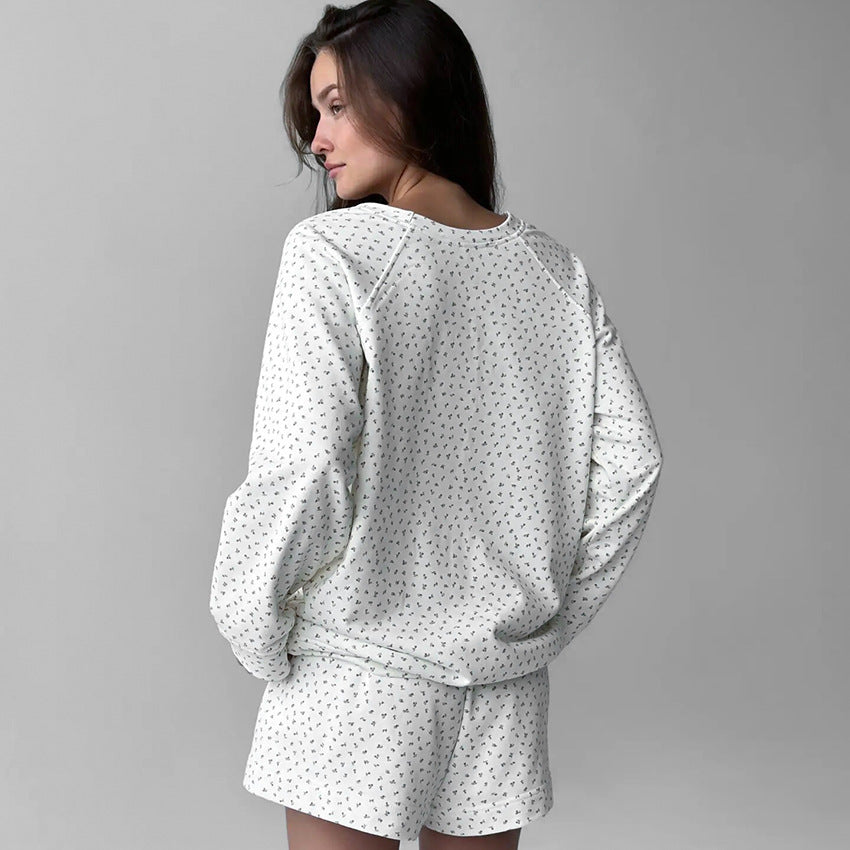 Womens Knitted Pajamas With Prints A Two Piece Set Featuring Long Sleeves And Shorts Suitable For Wearing Outside
