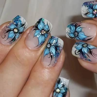 Nail Art High Fashion Simple Rhinestone Butterfly Flower Cow Wear Nail 24 Pieces