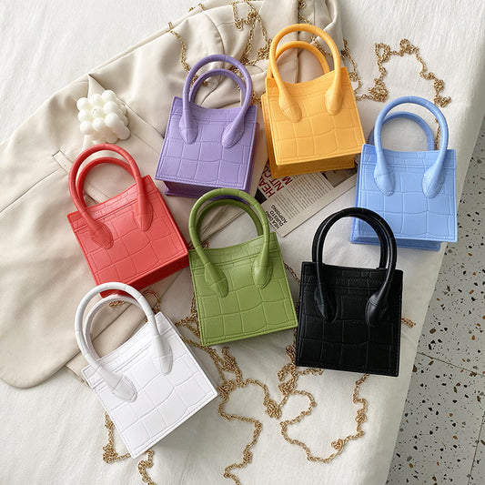 Women's New Trendy Fashion Chain Portable Shoulder Messenger Bag