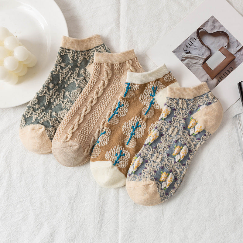 Women's Retro Ins Ultra-thin Card Silk Jacquard Mesh Boat Socks