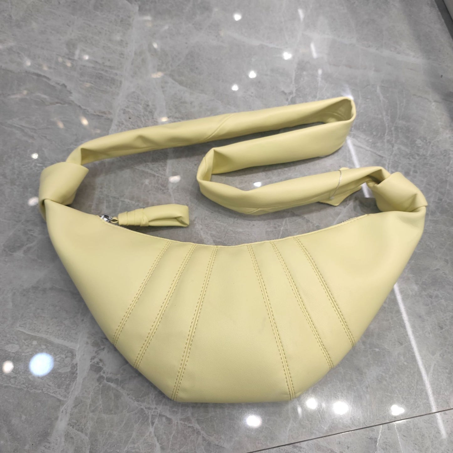 Women's Leather Armpit Retro Soft Chest Bag
