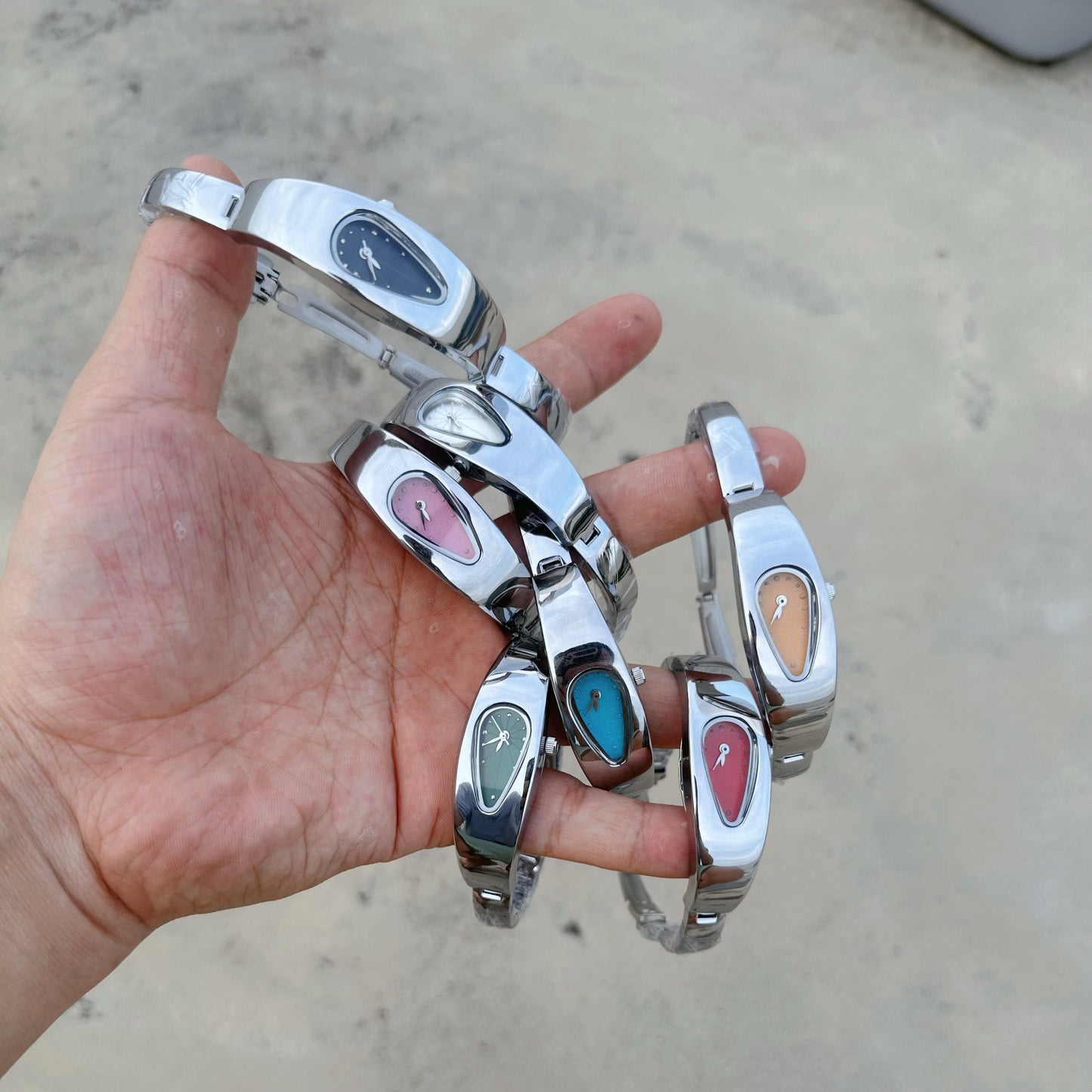 Vintage Water Drop Bracelet Quartz Watch