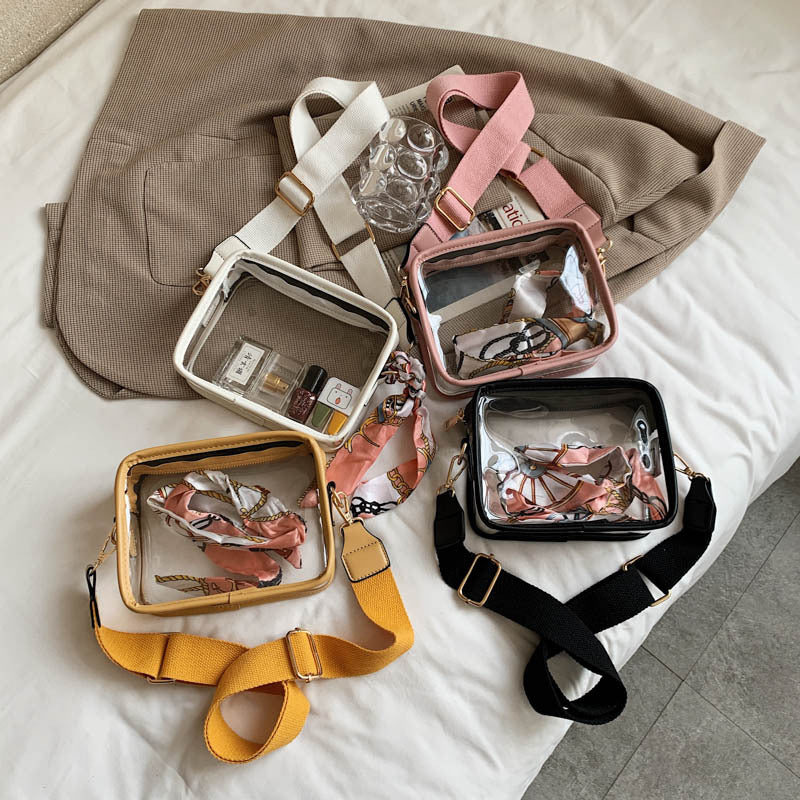 New One-shoulder Diagonal Wide Shoulder Strap Small Square Bag