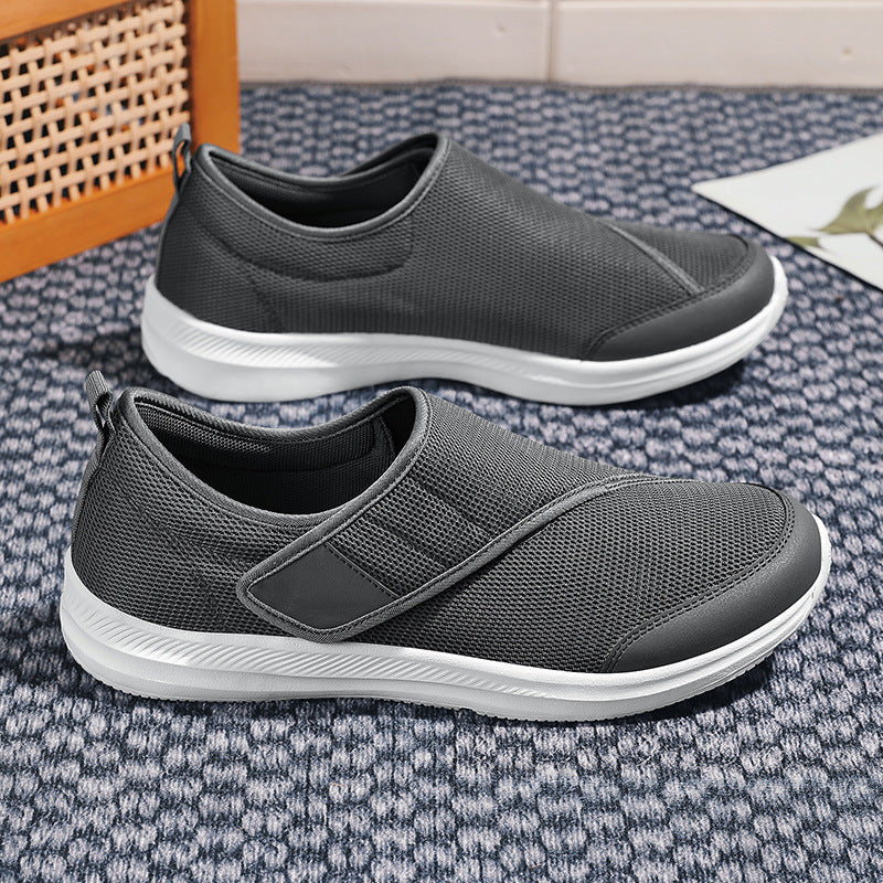 Summer New Shoes For The Old Outdoor Mountaineering Walking Shoes