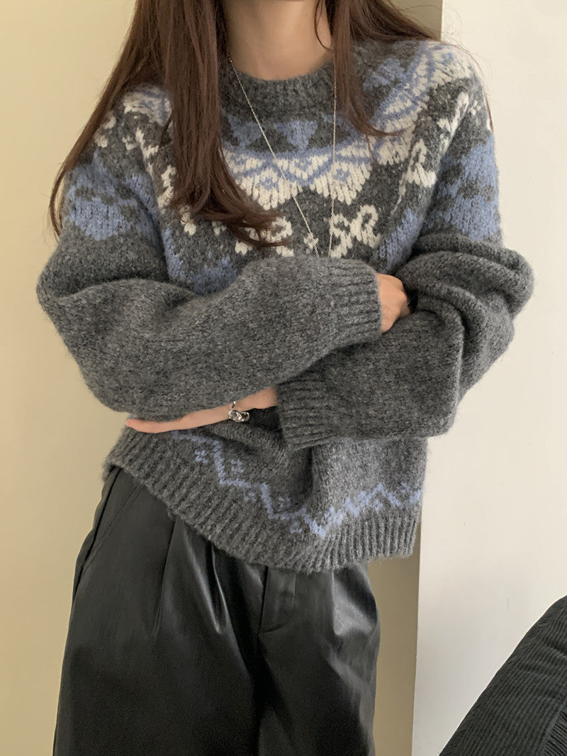 Loose Round Neck Contrast Jacquard Long Sleeve Knitted Top