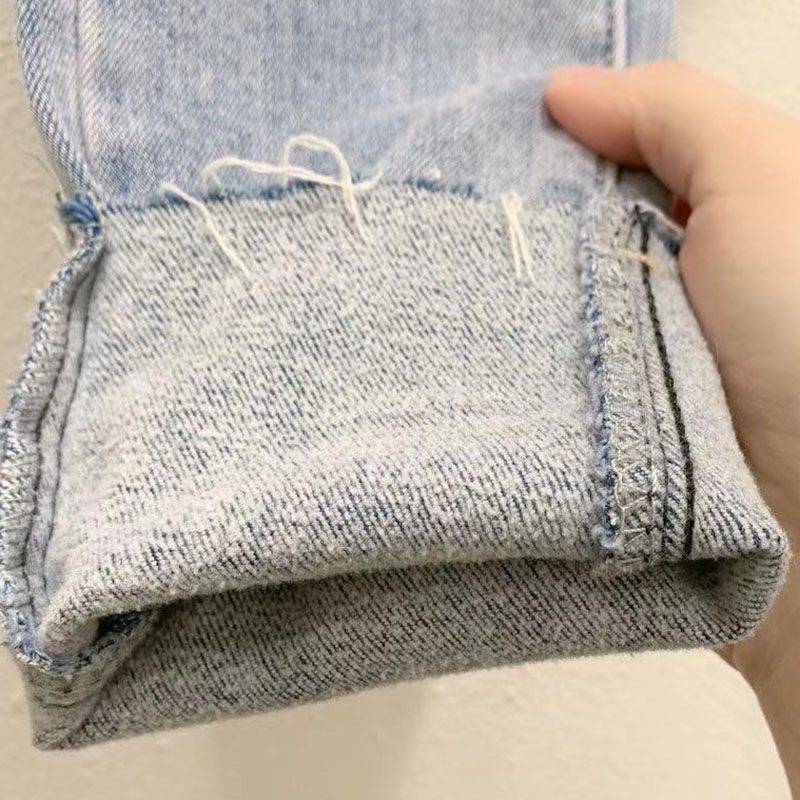 High Rise Single Breasted Jeans With Beads And Wool Stitching