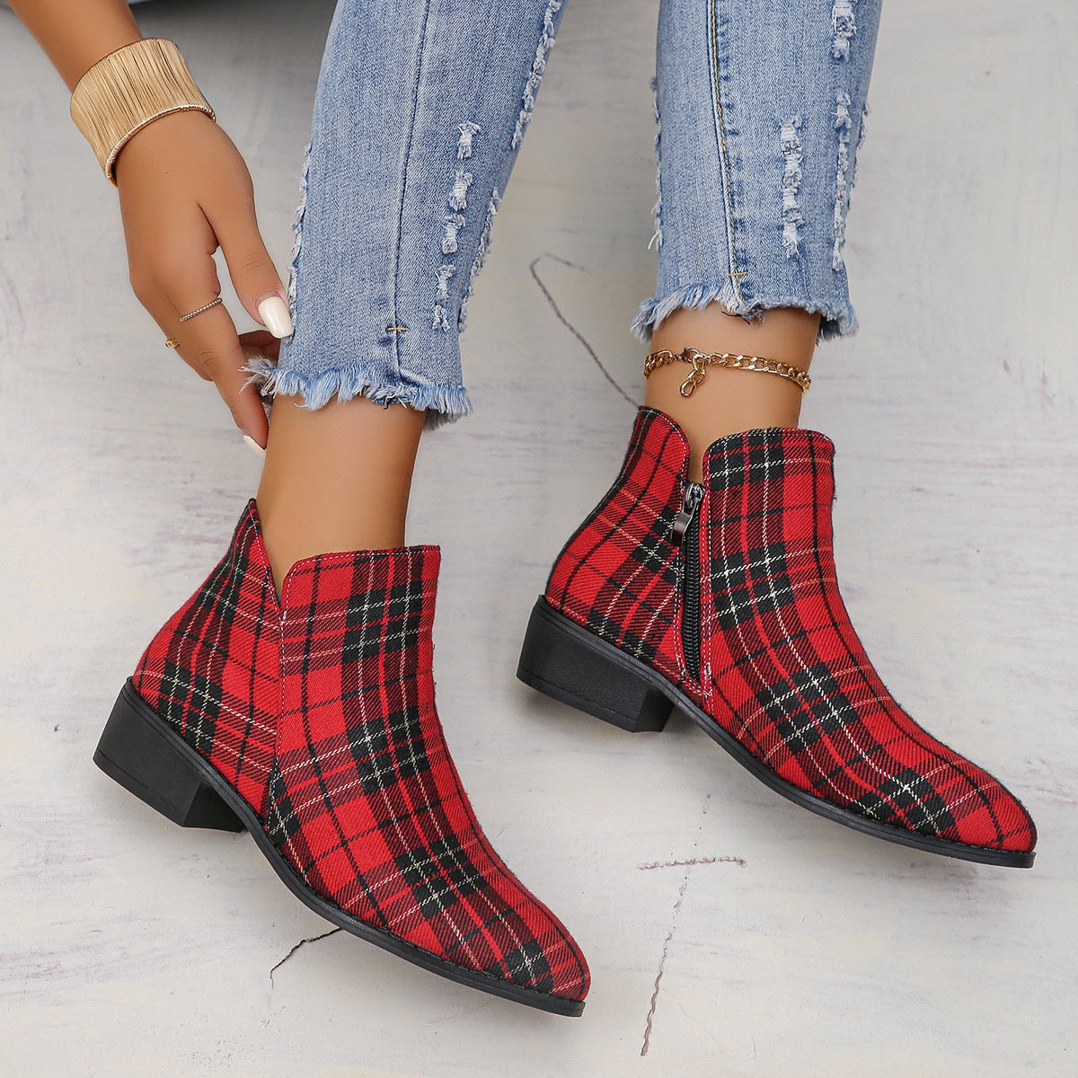 Women's New Houndstooth Pointed Casual Fashion Woolen Shoes