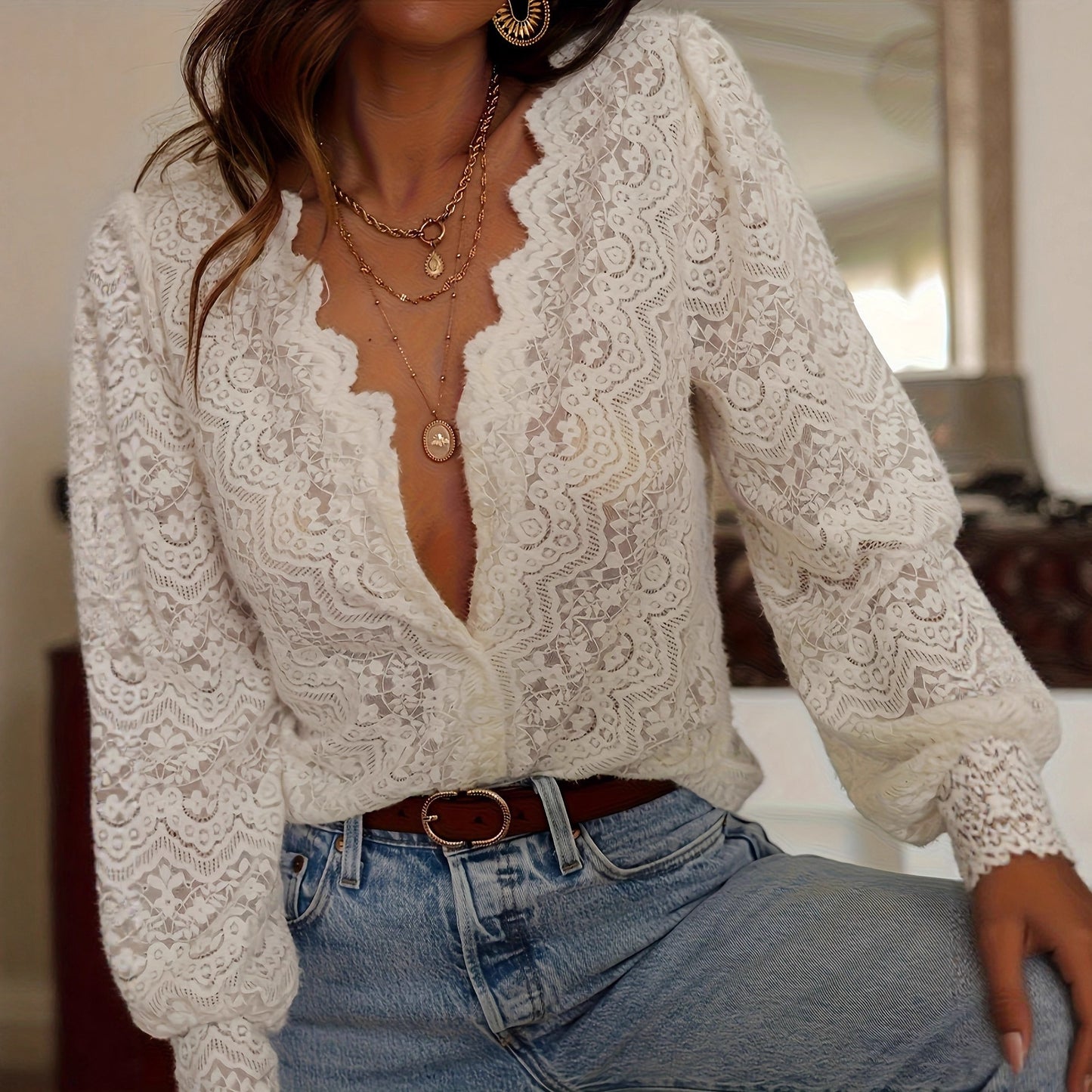 Long-sleeved Solid-color V-neck Lace Shirt