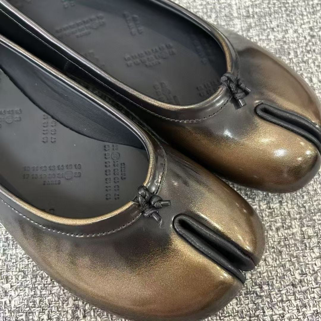 Genuine Leather Retro Split Toe Tabi Shoes Slip-on